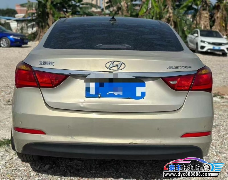 16年现代名图轿车抵押车出售