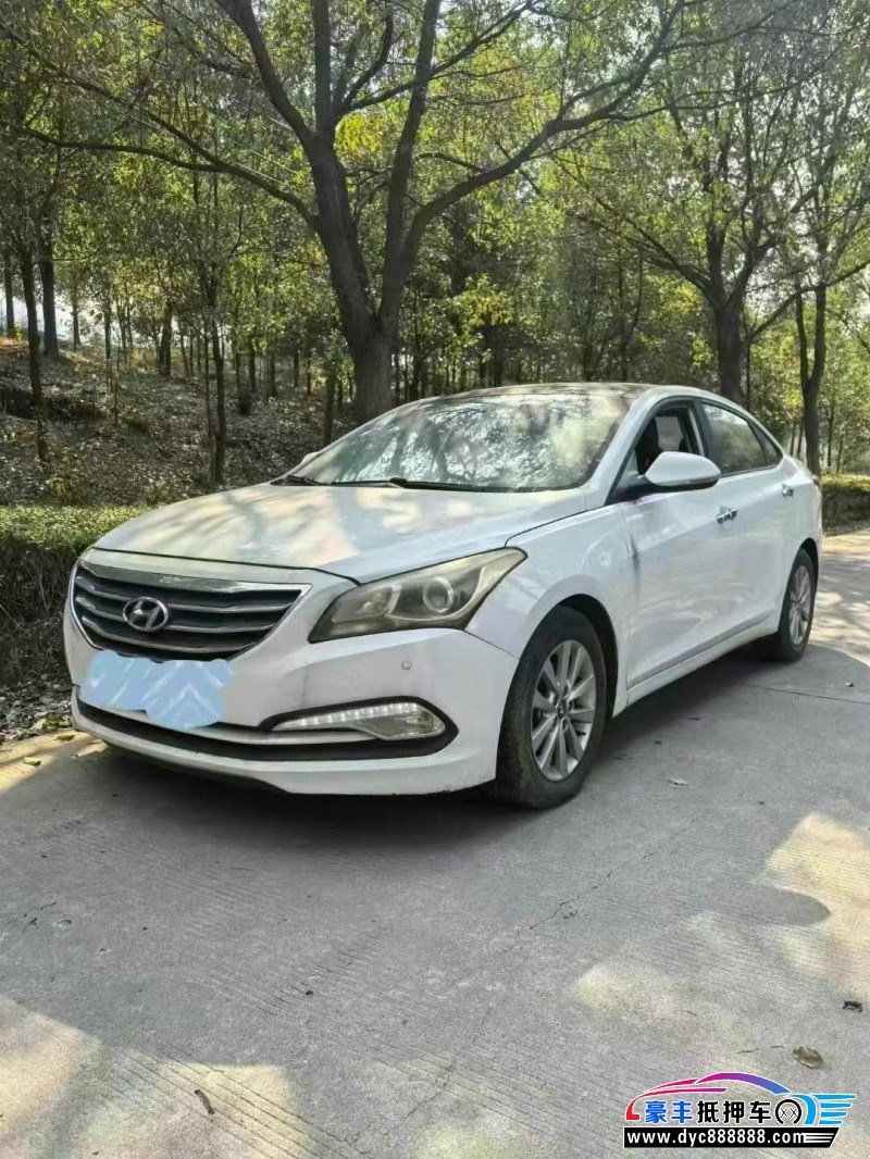 16年现代名图轿车抵押车出售