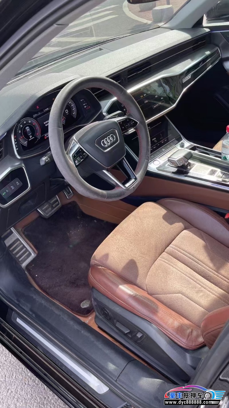 19年奥迪A6L轿车抵押车出售