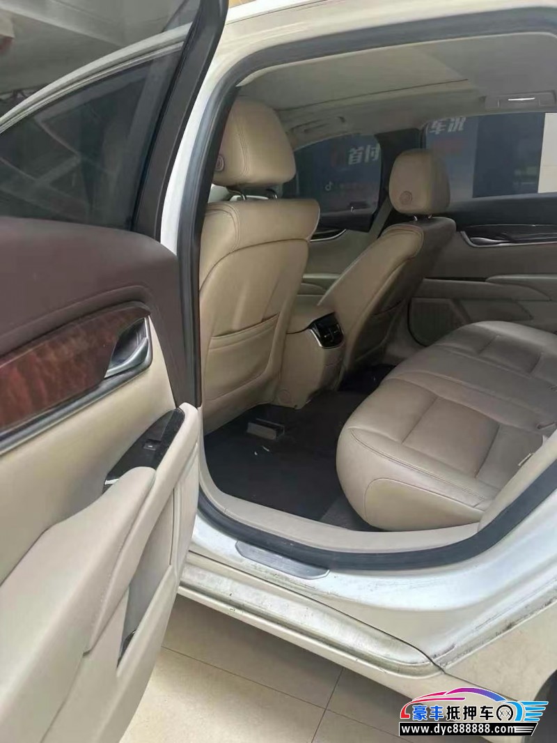 17年凯迪拉克XTS轿车抵押车出售