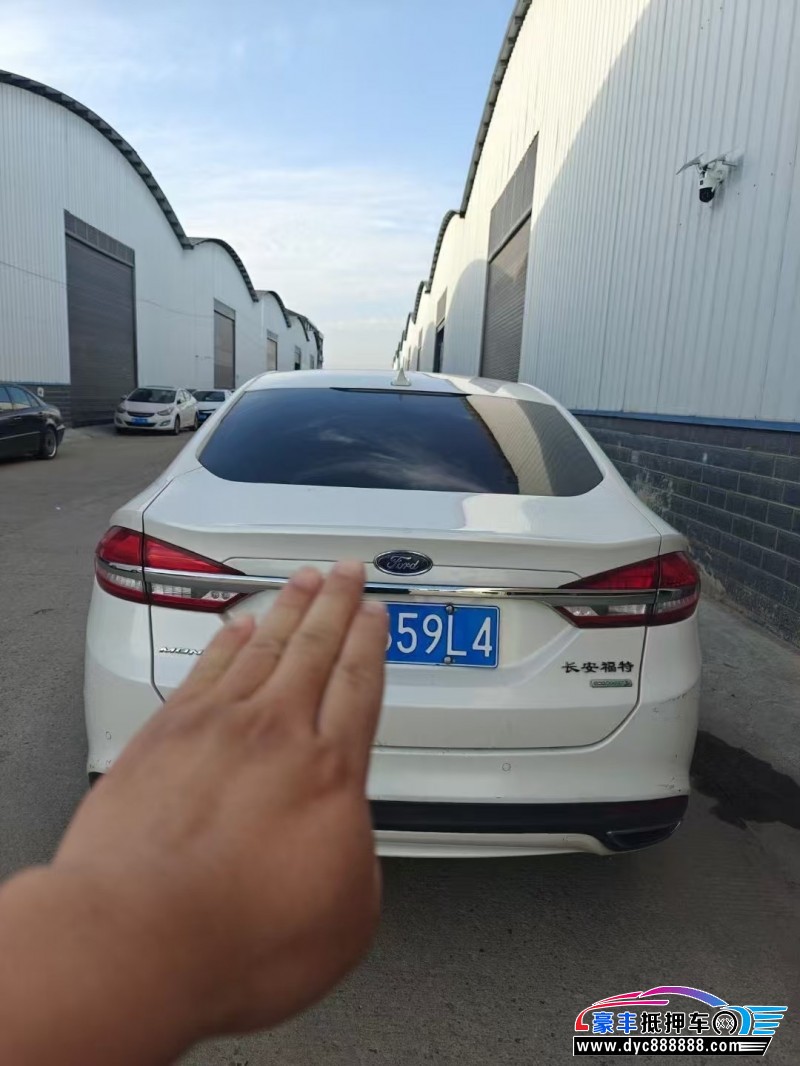 17年福特蒙迪欧轿车抵押车出售