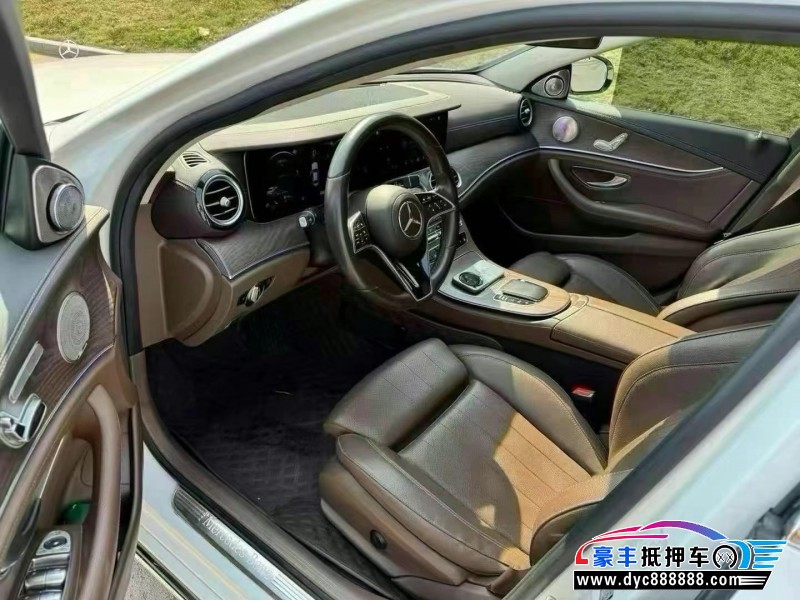 21年奔驰E轿车抵押车出售