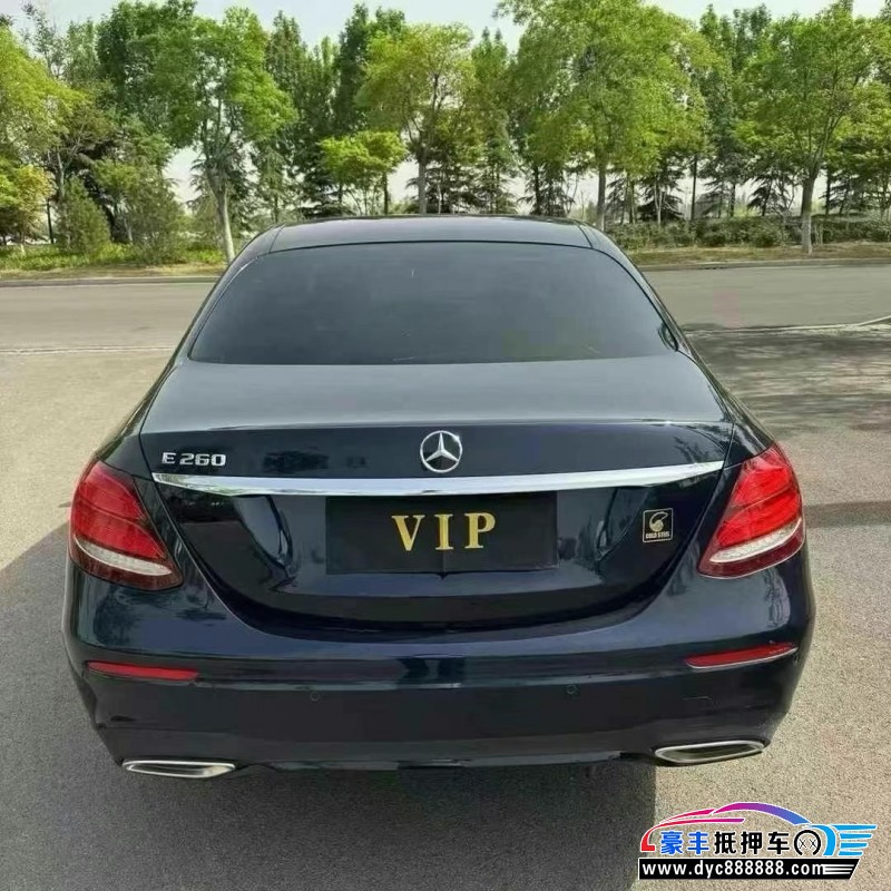 20年奔驰E轿车抵押车出售