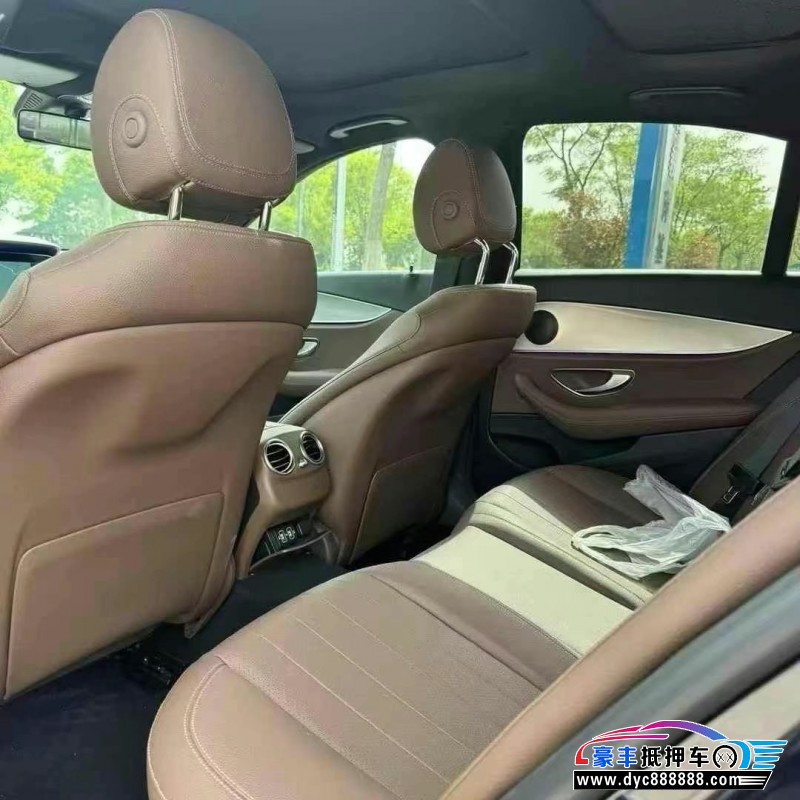 20年奔驰E轿车抵押车出售