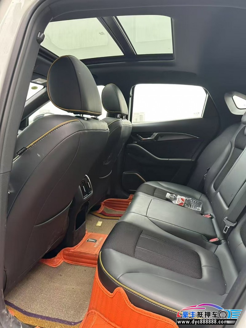 23年奔腾B70轿车抵押车出售