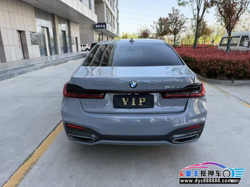 19年宝马7系轿车抵押车出售