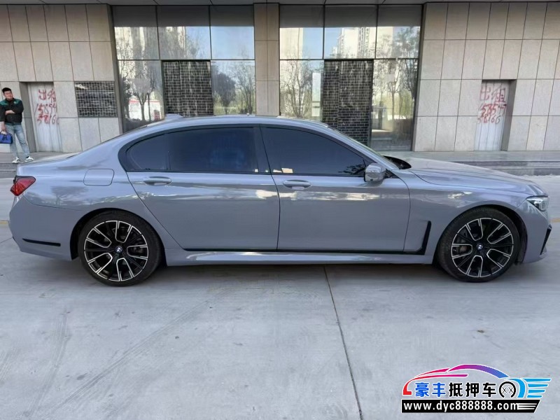 19年宝马7系轿车抵押车出售