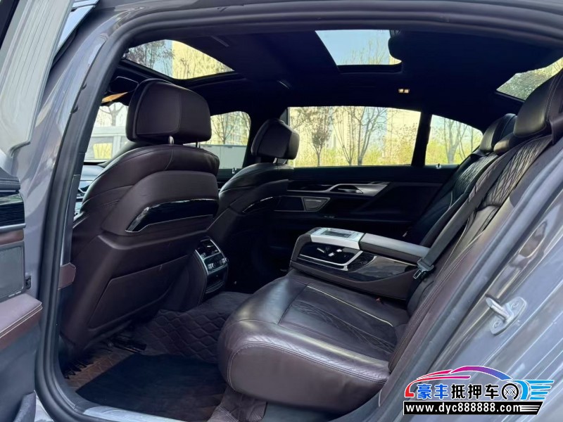 19年宝马7系轿车抵押车出售