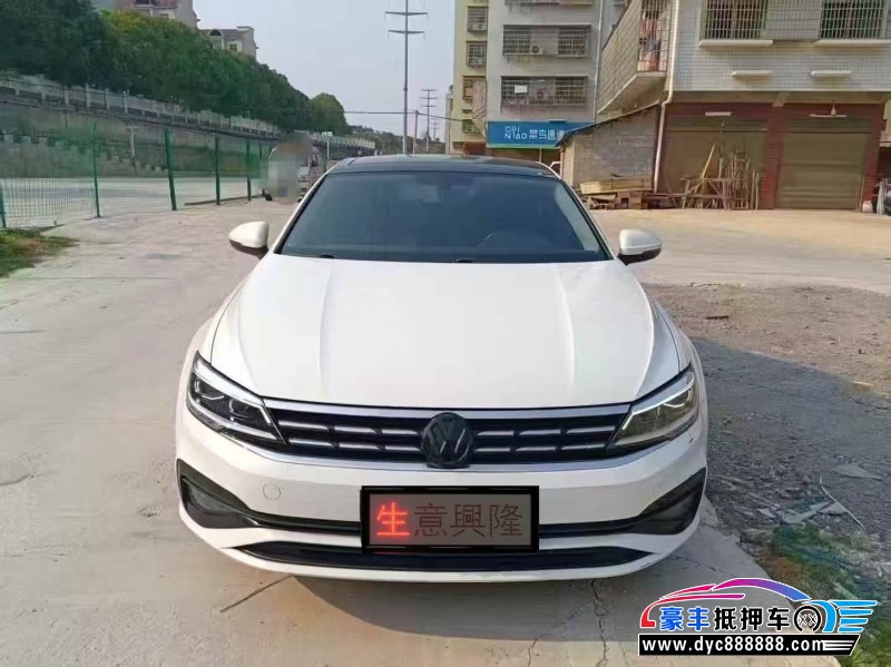 20年大众凌渡轿车抵押车出售