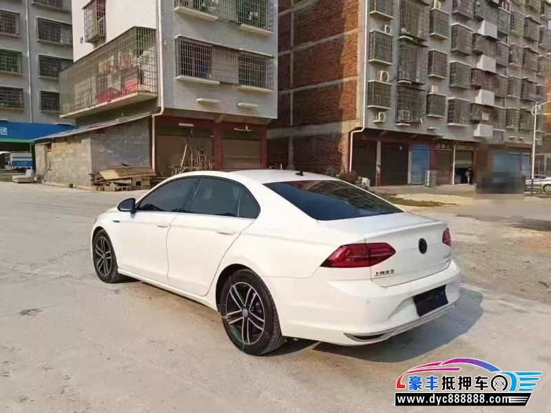 20年大众凌渡轿车抵押车出售