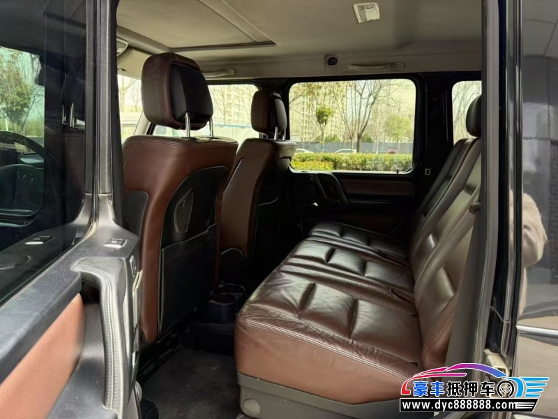 14年奔驰G轿车抵押车出售