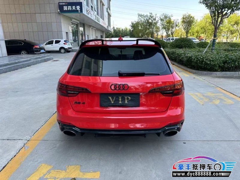 19年奥迪RS 4轿车抵押车出售