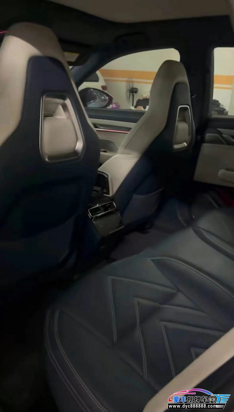 23年极氪001SUV抵押车出售