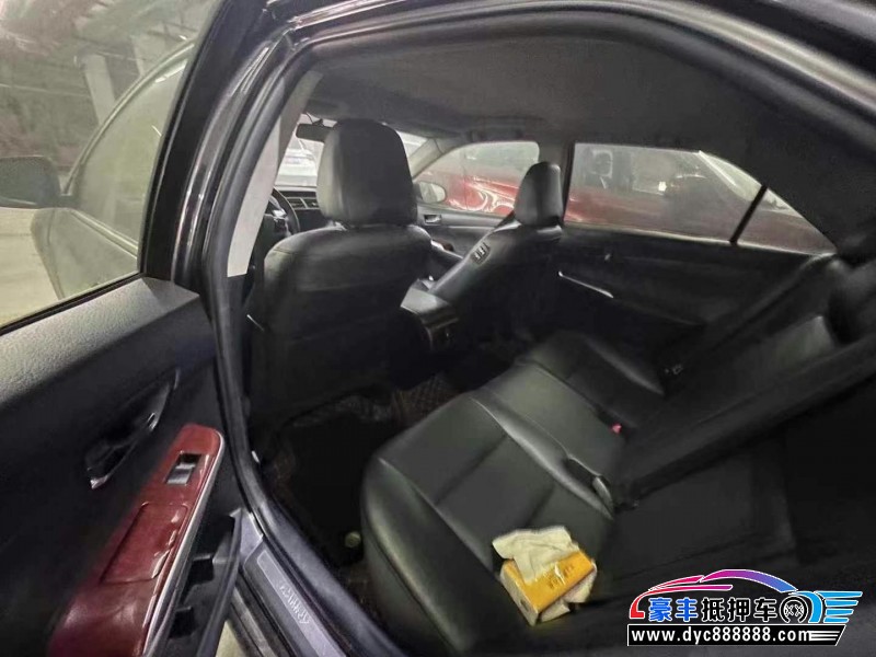 15年丰田凯美瑞轿车抵押车出售