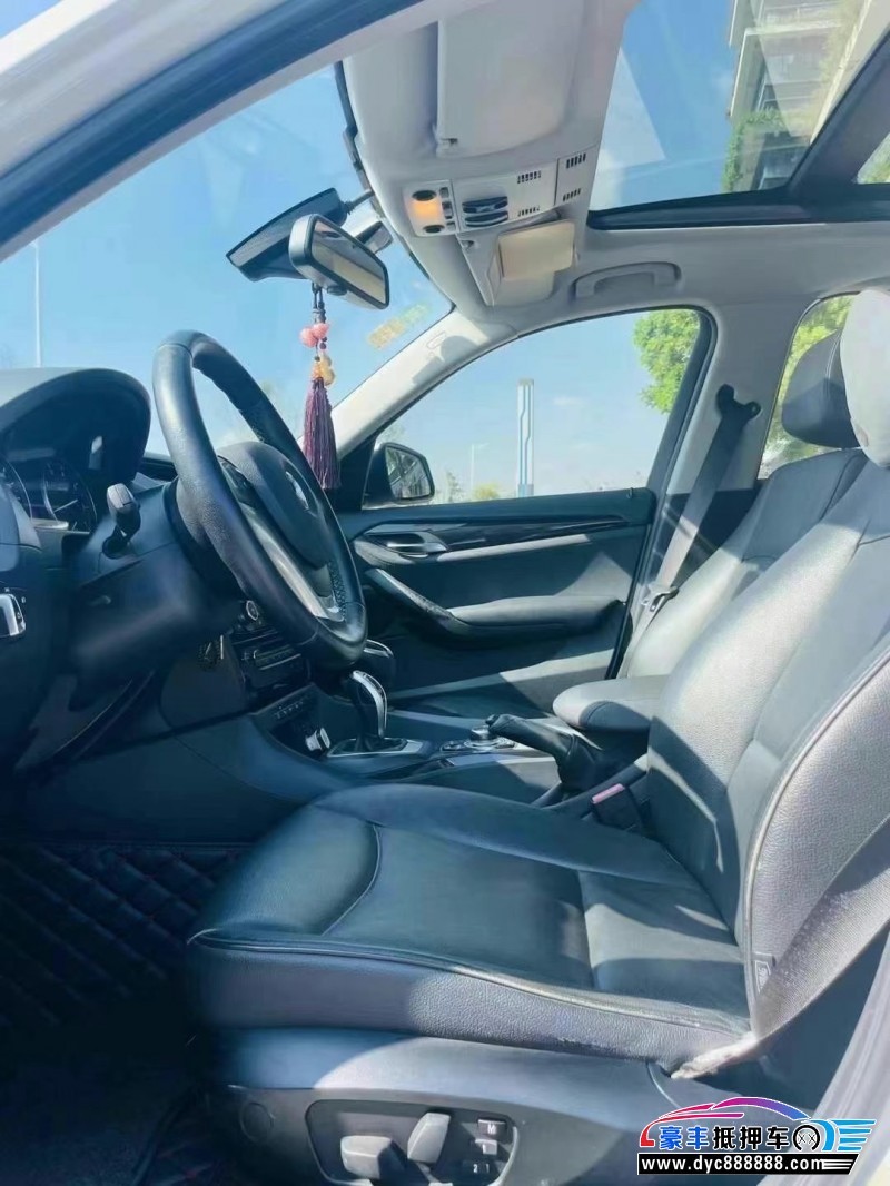 16年宝马X1轿车抵押车出售