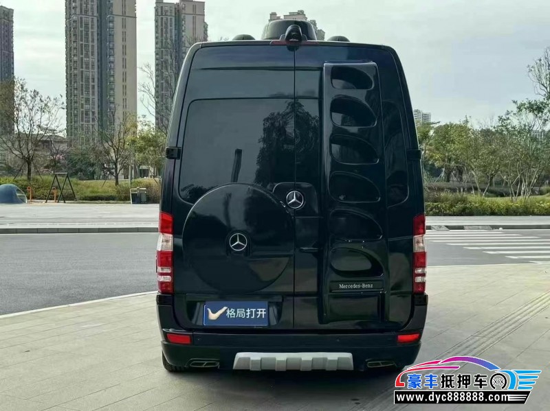 16年奔驰斯宾特轿车抵押车出售