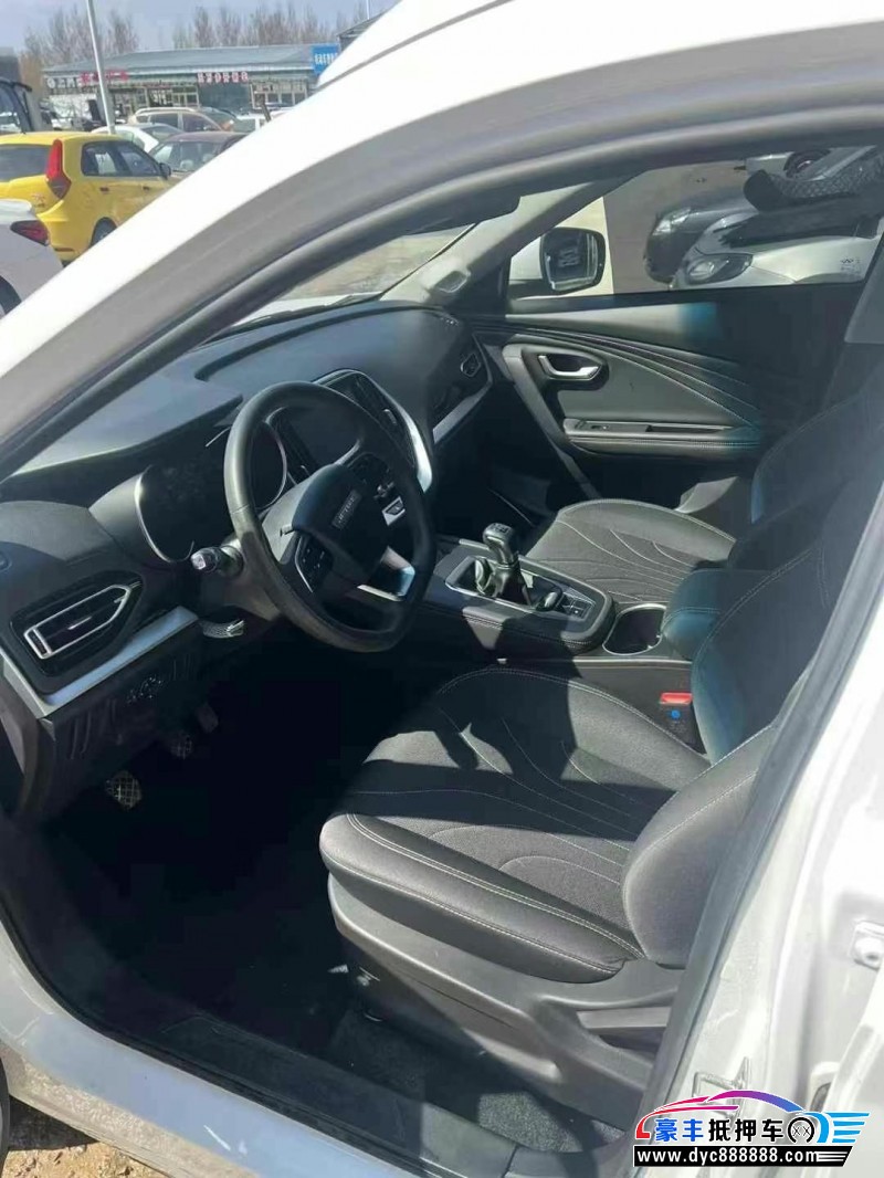 22年捷途X70轿车抵押车出售