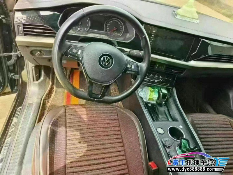 20年大众帕萨特轿车抵押车出售