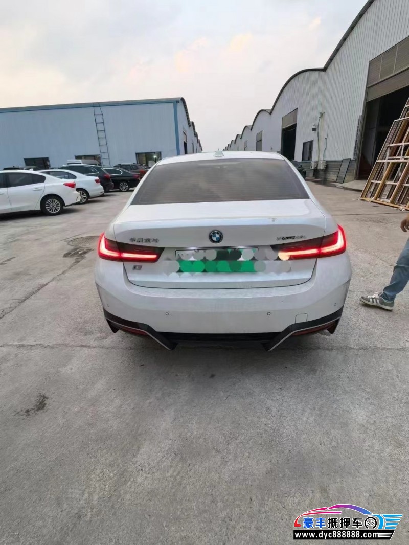 23年宝马i3轿车抵押车出售