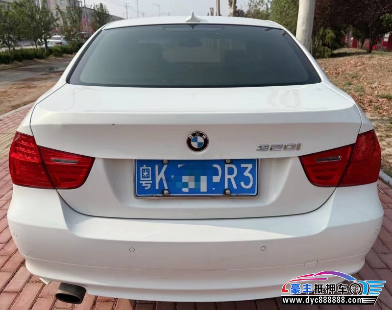 12年宝马3系轿车抵押车出售