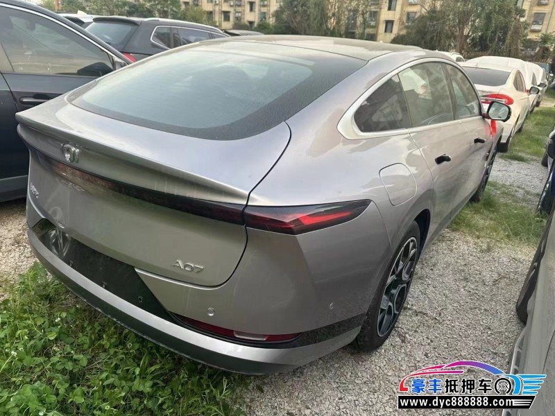 25年长安启源A07轿车抵押车出售