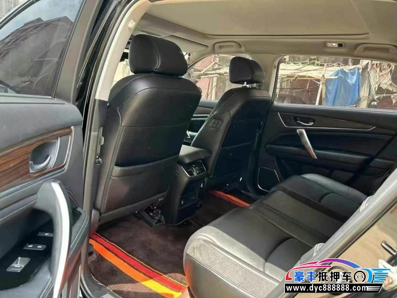 19年本田冠道轿车抵押车出售