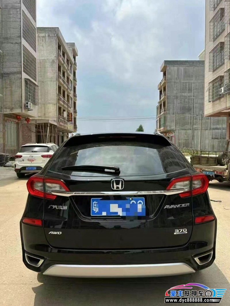 19年本田冠道轿车抵押车出售