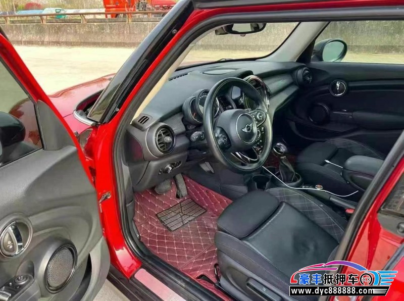 18年宝马MINI轿车抵押车出售