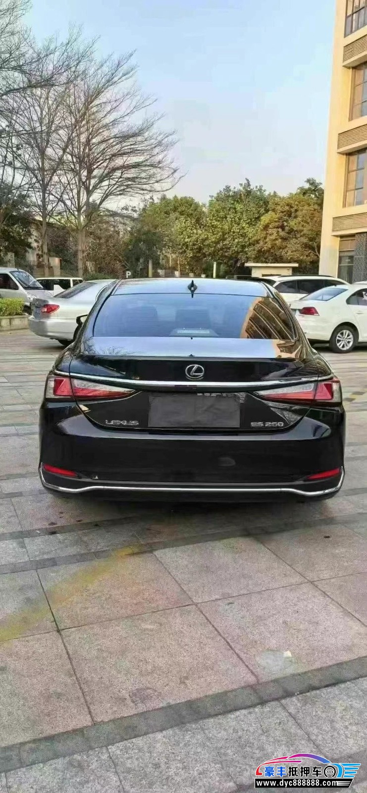 21年雷克萨斯ES轿车抵押车出售