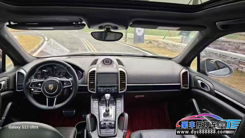 15年保时捷卡宴轿车抵押车出售