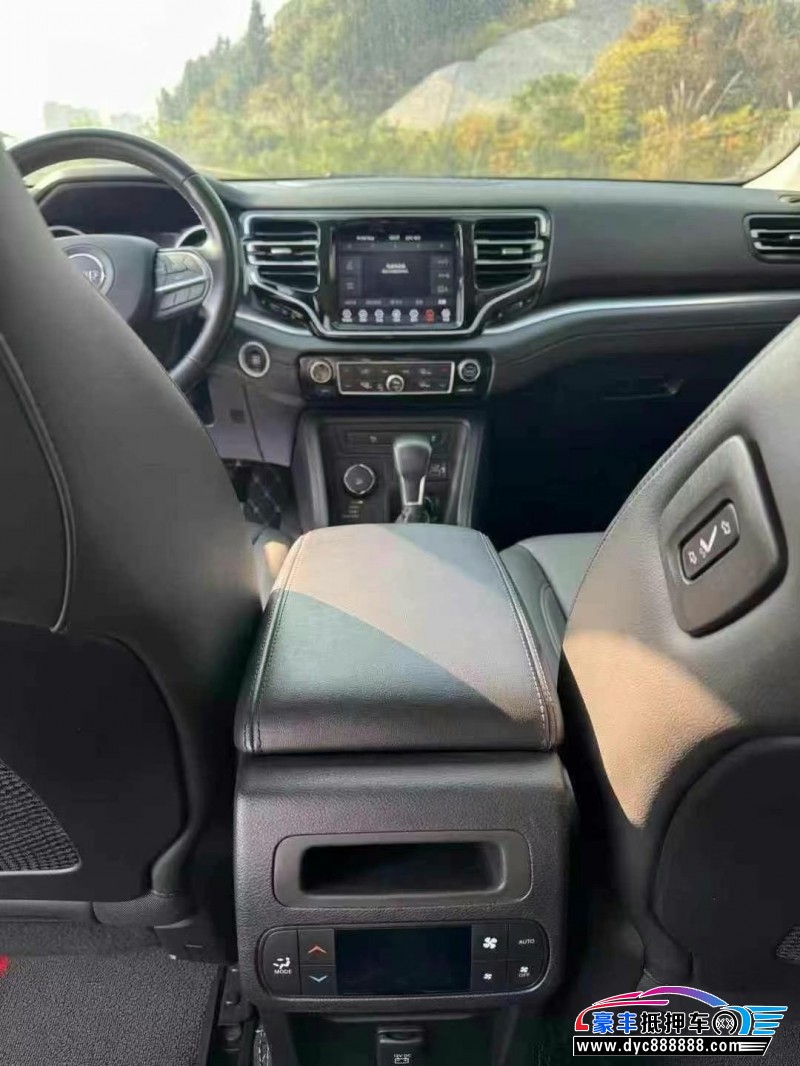 21年Jeep指挥官轿车抵押车出售