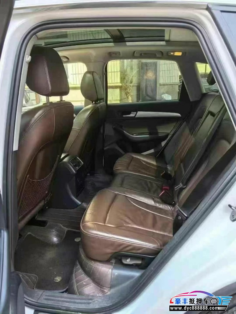 16年奥迪Q5轿车抵押车出售