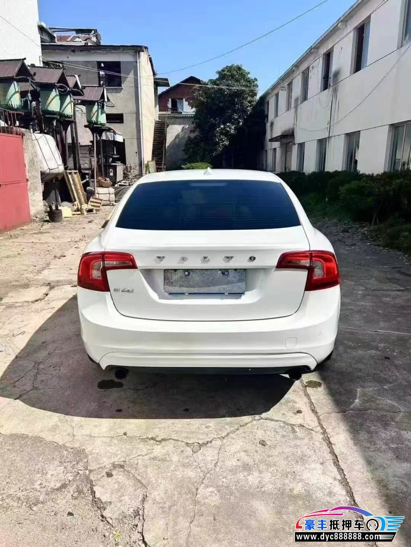 16年沃尔沃S60L轿车抵押车出售