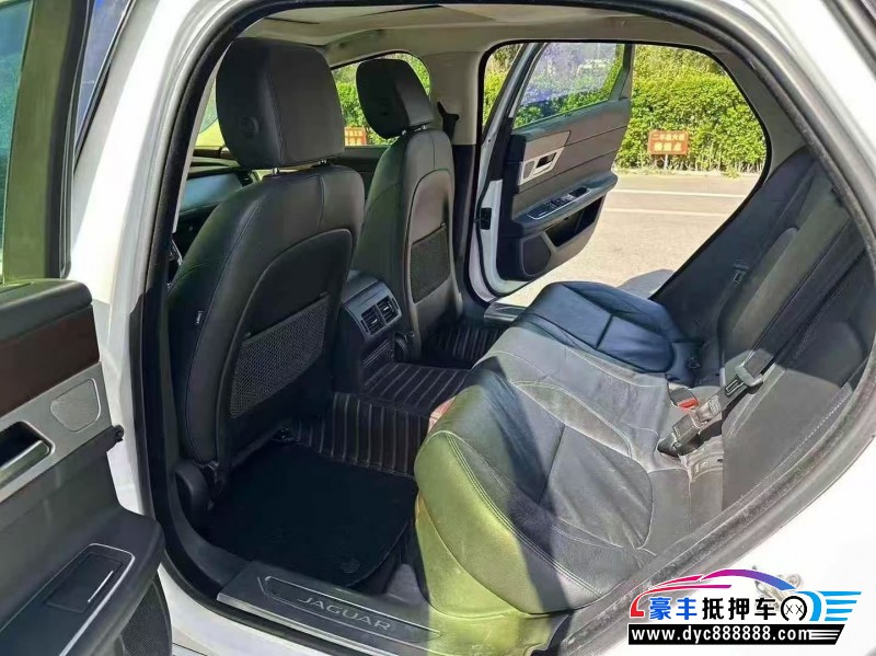 17年捷豹XF轿车抵押车出售