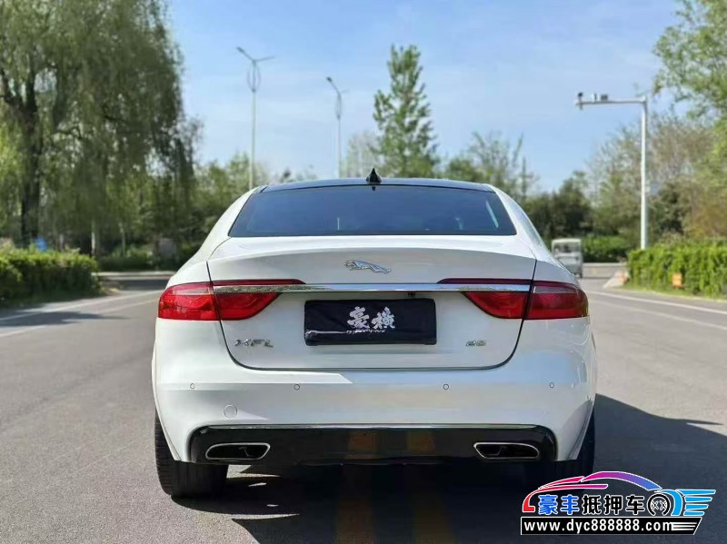 17年捷豹XF轿车抵押车出售