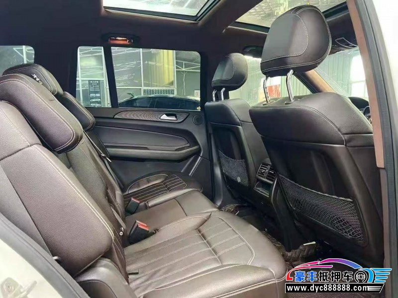 18年奔驰GLS轿车抵押车出售