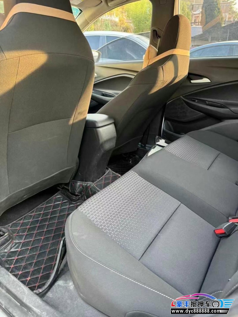 20年雪佛兰科沃兹轿车抵押车出售