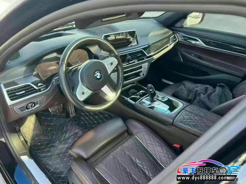 19年宝马7系轿车抵押车出售