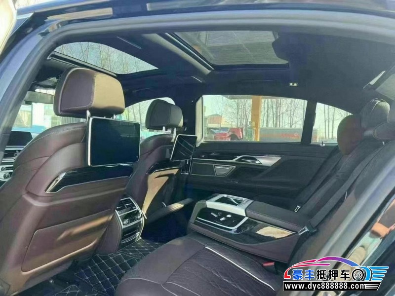 19年宝马7系轿车抵押车出售