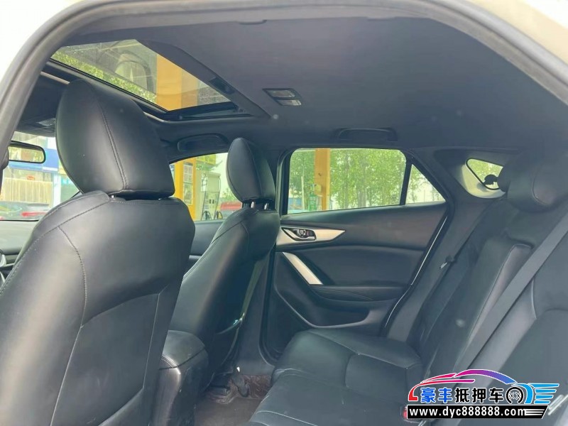 16年马自达CX-4轿车抵押车出售