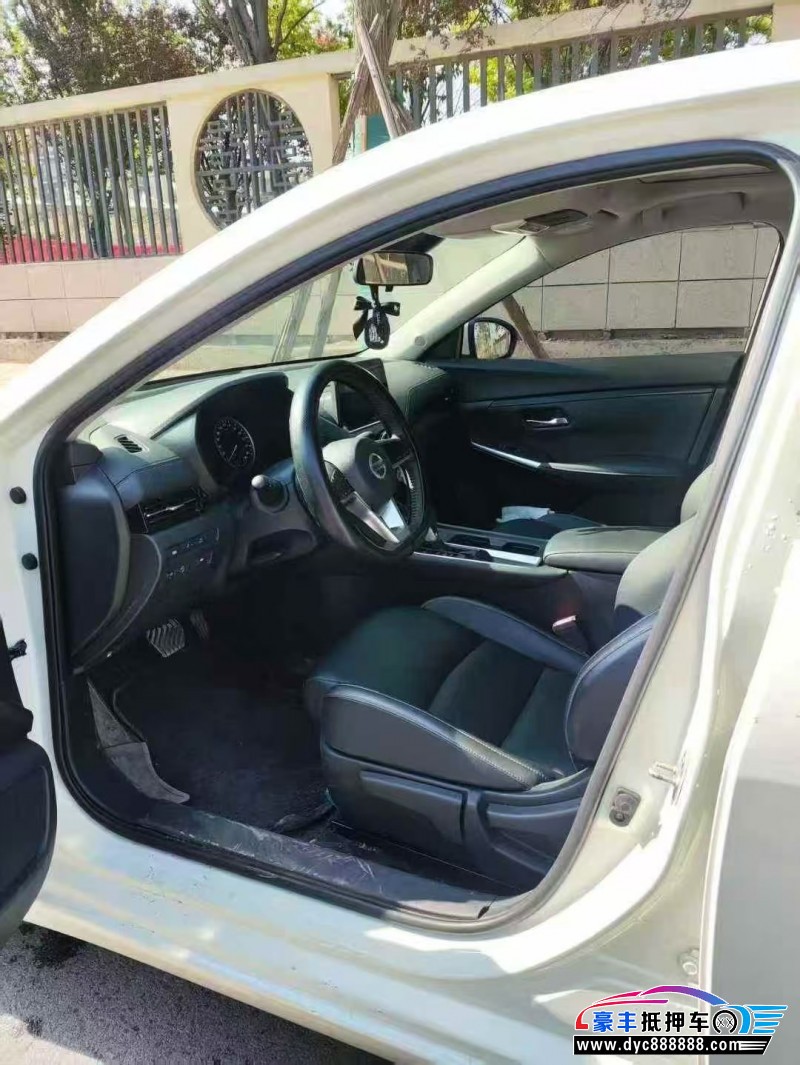 23年日产轩逸轿车抵押车出售