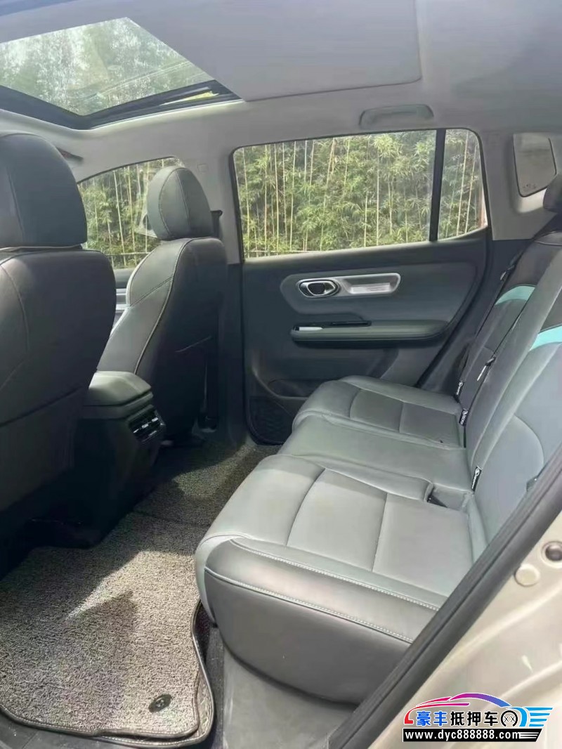 23年埃安Y70轿车抵押车出售