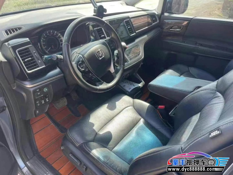 16年本田艾力绅轿车抵押车出售