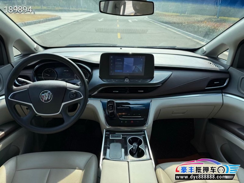 20年别克GL8轿车抵押车出售