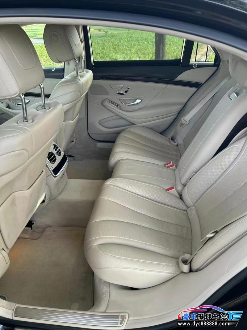 20年奔驰S轿车抵押车出售