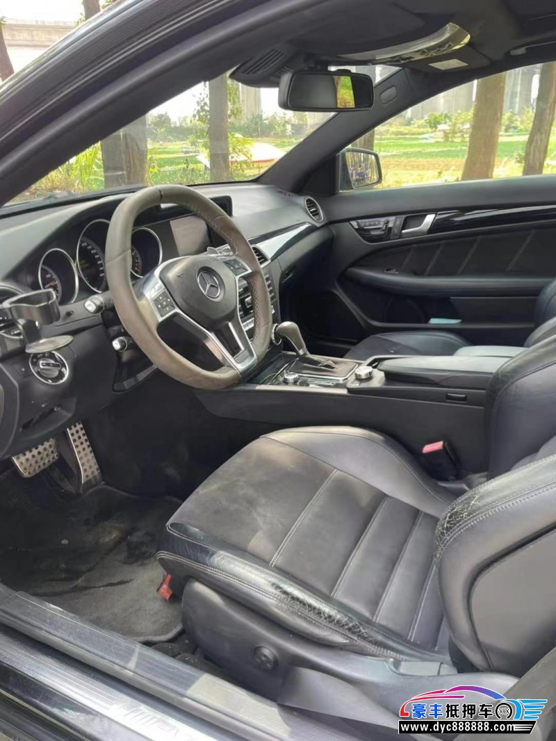 14年奔驰C级AMG轿车抵押车出售