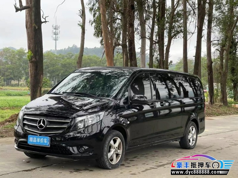 21年奔驰威霆轿车抵押车出售