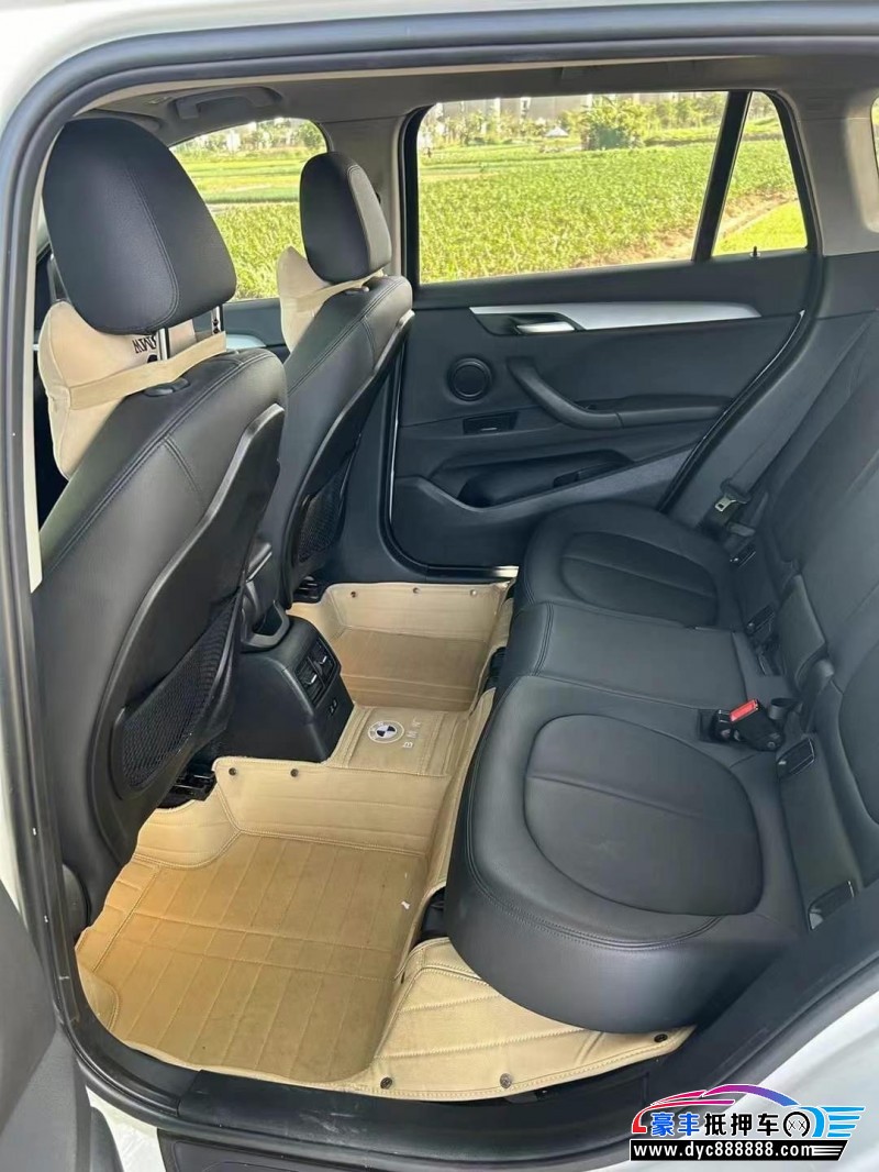 19年宝马X1轿车抵押车出售