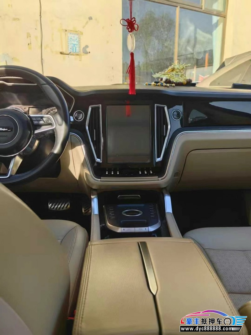 17年众泰T700轿车抵押车出售