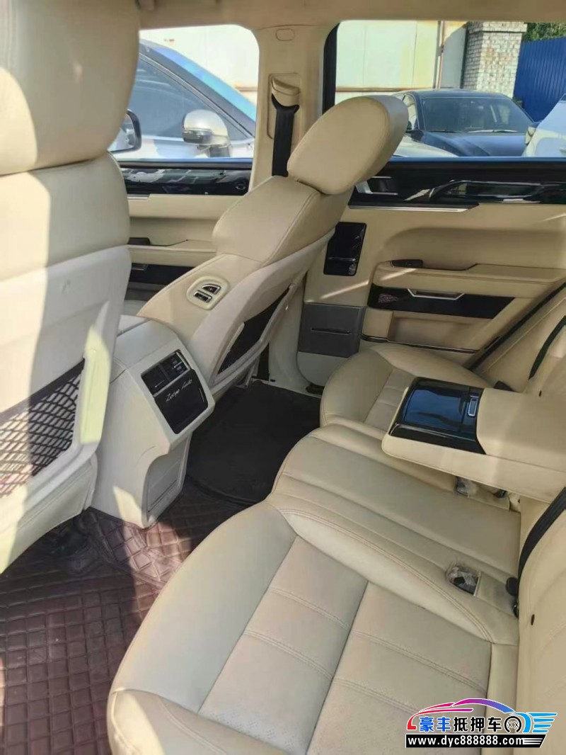 17年众泰T700轿车抵押车出售